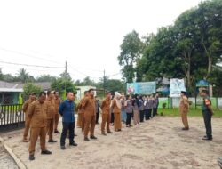 Koramil 01/AK Melaksanakan Apel Pagi Bersama Mahasiswa dan Pemerintah Desa Damuli Kebun