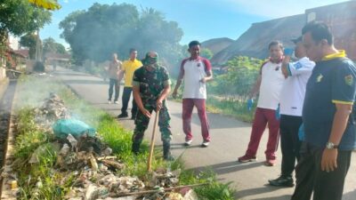 Forkopimca NA. IX-X Serta PKL Mahasiswa UNIMED Melaksanakan Kegiatan Jum’at Bersih di Los Pekan Aek Kotabatu