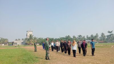 Babinsa Melatih Calon Paskibraka Kecamatan Panai Hilir, Sambut HUT RI ke-80