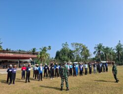 Babinsa Koramil 13/AN Latih PaskibraTingkat Kecamatan Bilah Hulu