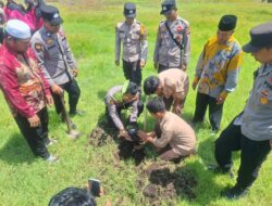 Polsek Sungai Apit Gelar Sosialisasi Bahaya Narkoba dan Green Policing di Ponpes Darul Qur’an