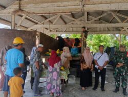 Koramil 12/LP Dampingi Kegiatan Pasar Murah di Desa Sabungan