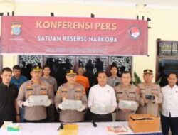 Komitmen Polres Pakpak Bharat Berantas Narkoba 4 Kg Ganja Berhasil Di Sita Dari Kurir.