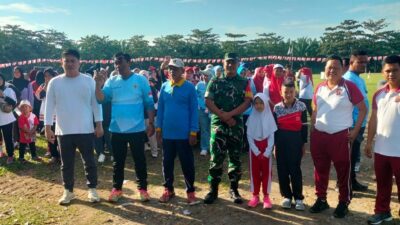 HUT RI Ke-80,Babinsa Koramil 07/AKB Hadiri Acara Jalan Santai