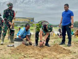 Kodim 0203/Langkat Bersama Warga Tanam 300 Pohon di Padang Tualang