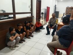 Bhabinkamtibmas Polsek Deli Tua Mediasi Konflik Pemuda Dipicu Saling Ejek di Media Sosial, Berakhir Damai
