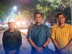 Kadis SDABMBK Medan Tinjau Langsung Pekerjaan Pengaspalan Jalan Dr. Mansyur