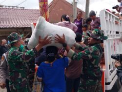 Antisipasi Erupsi Sinabung, Kodam I/BB Bantu Warga Kuta Tenggah Mengungsi