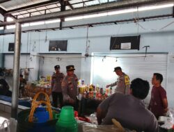 Polri Bersama Masyarakat Polsek Kerajaan Laksanakan KRYD Di Pasar Onan Sukaramai.
