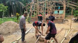 Kagum Melihat Kekompakan Satgas TMMD ke-130, Sritomo: “Mantap, Pak! Bangunnya Paten!”