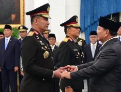 Prabowo Lantik Suyudi Ario Seto sebagai Kapolri dan Wahyu Hadiningrat sebagai Wakapolri